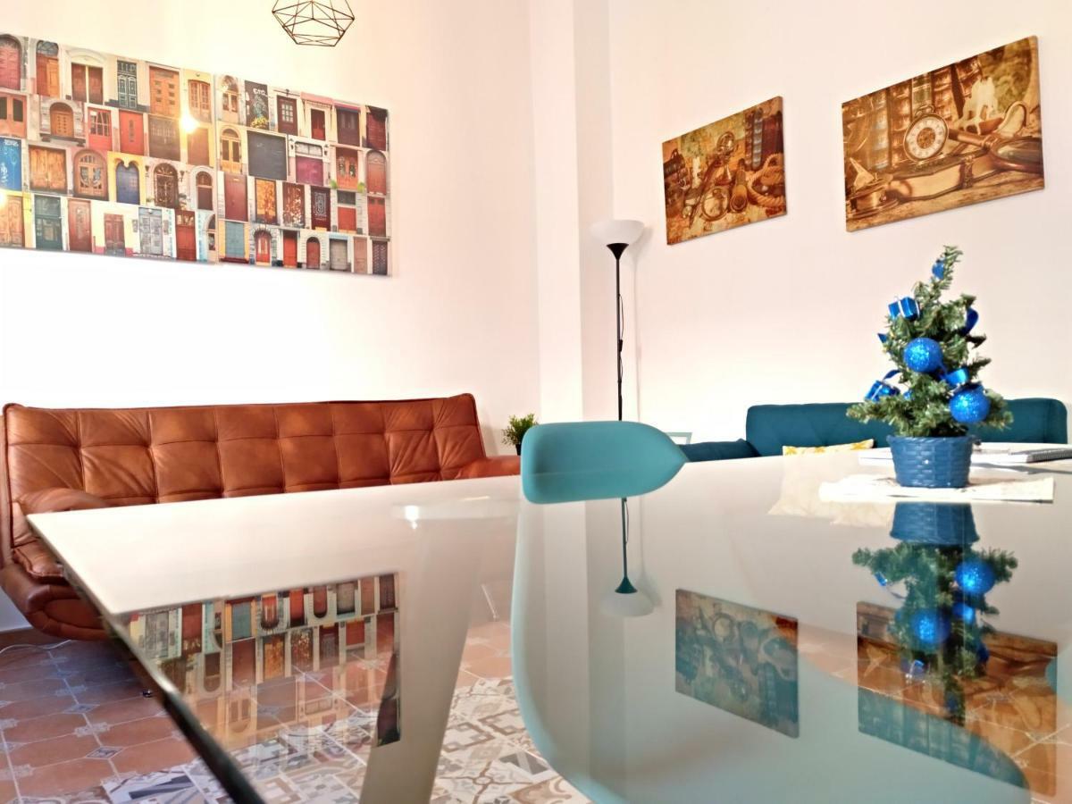 Vintage Apartment Azahar Triana Sevilla Exterior foto